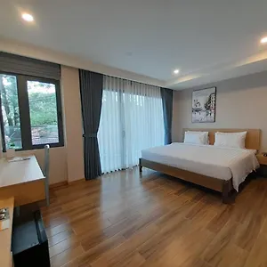 Hotel Happy **