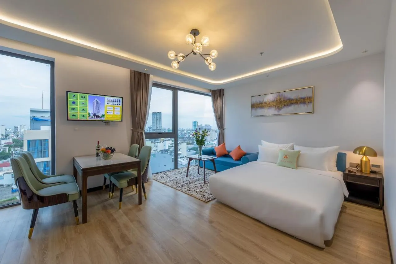 Cordial Grand Hotel Da Nang Beach - Infinity Rooftop Pool