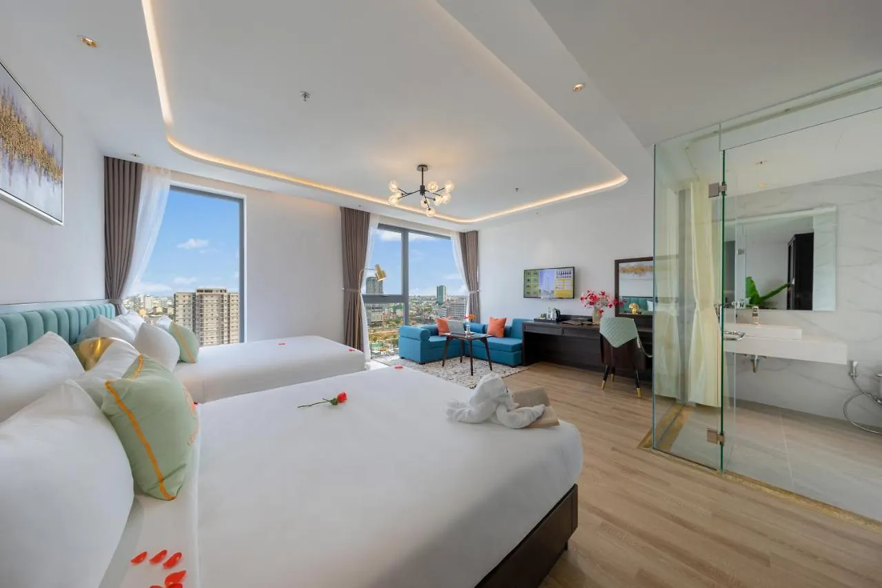 Cordial Grand Hotel Da Nang Beach