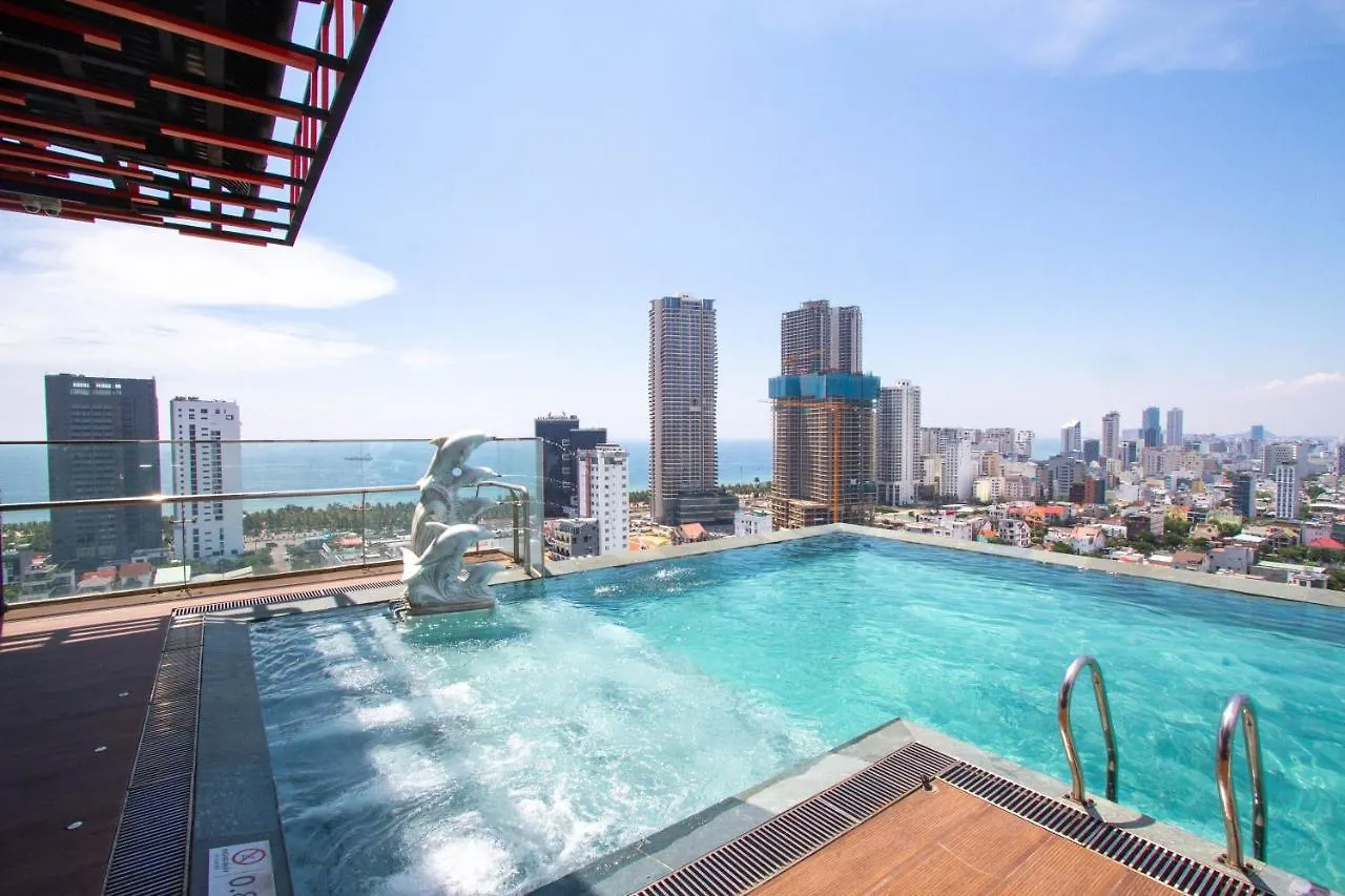 Cordial Grand Hotel Da Nang Beach 4*,