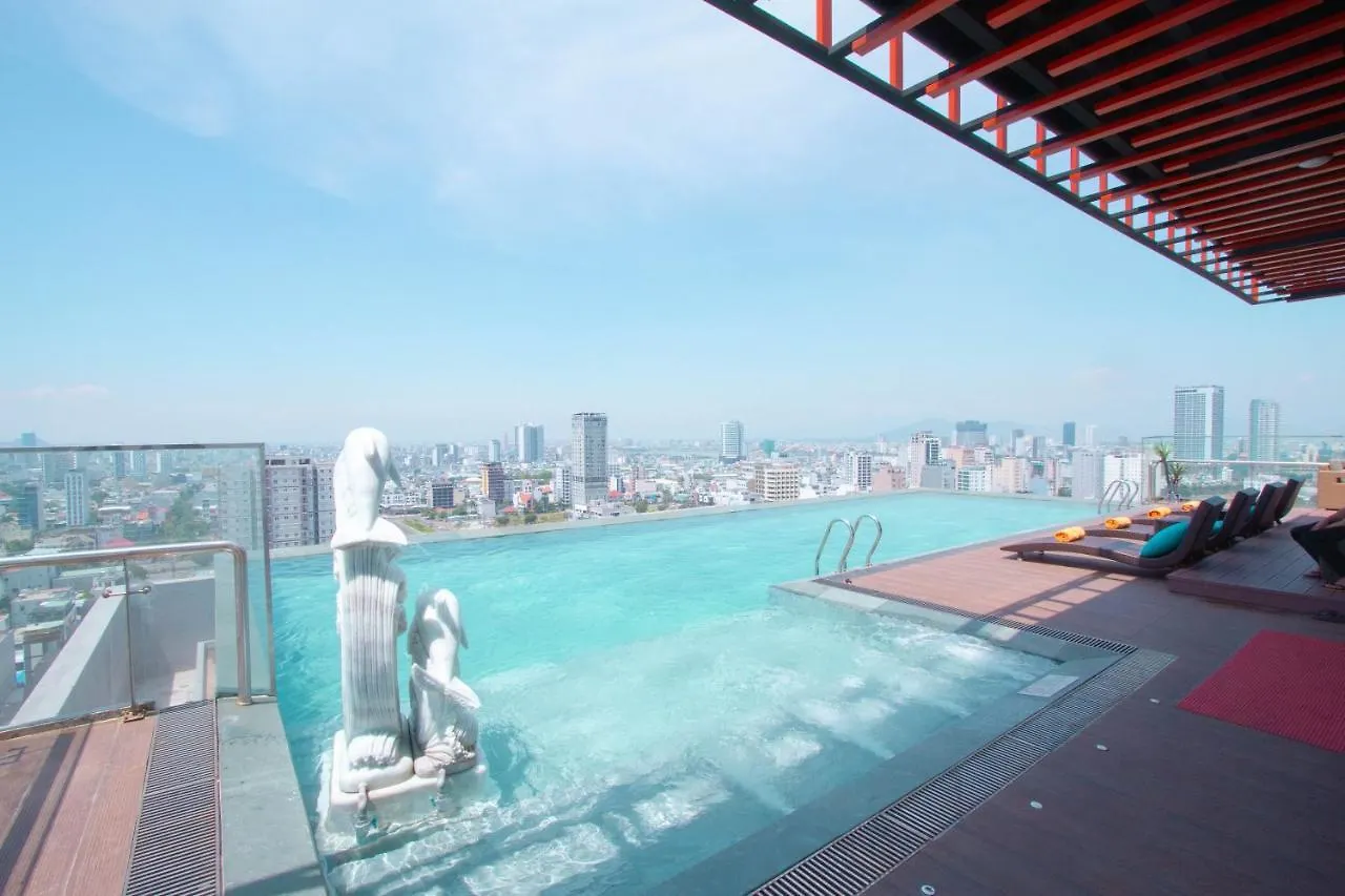 Cordial Grand Hotel Da Nang Beach