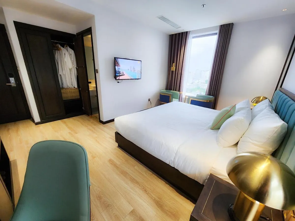 Cordial Grand Hotel Da Nang Beach 4*,  Vietnam